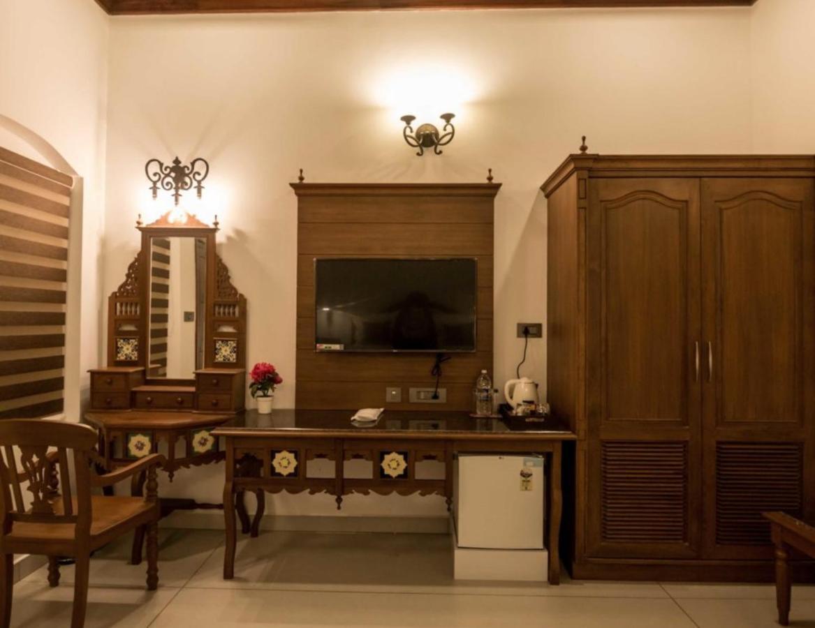 Villa De 1945 Mahe Esterno foto